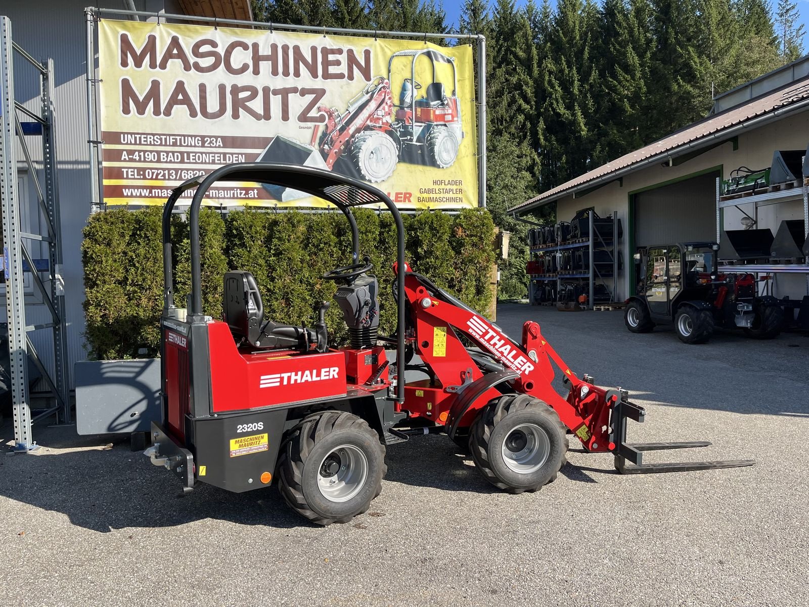 Hoflader of the type Thaler 2320/S, Neumaschine in Bad Leonfelden (Picture 8)