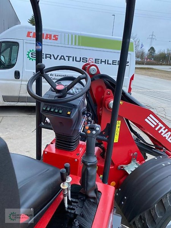 Hoflader des Typs Thaler 2438 H 14278, Neumaschine in Rittersdorf (Bild 7)