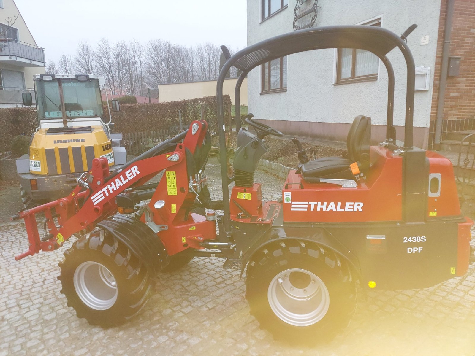 Hoflader del tipo Thaler 2438S DPF, Gebrauchtmaschine In Velburg (Immagine 9)