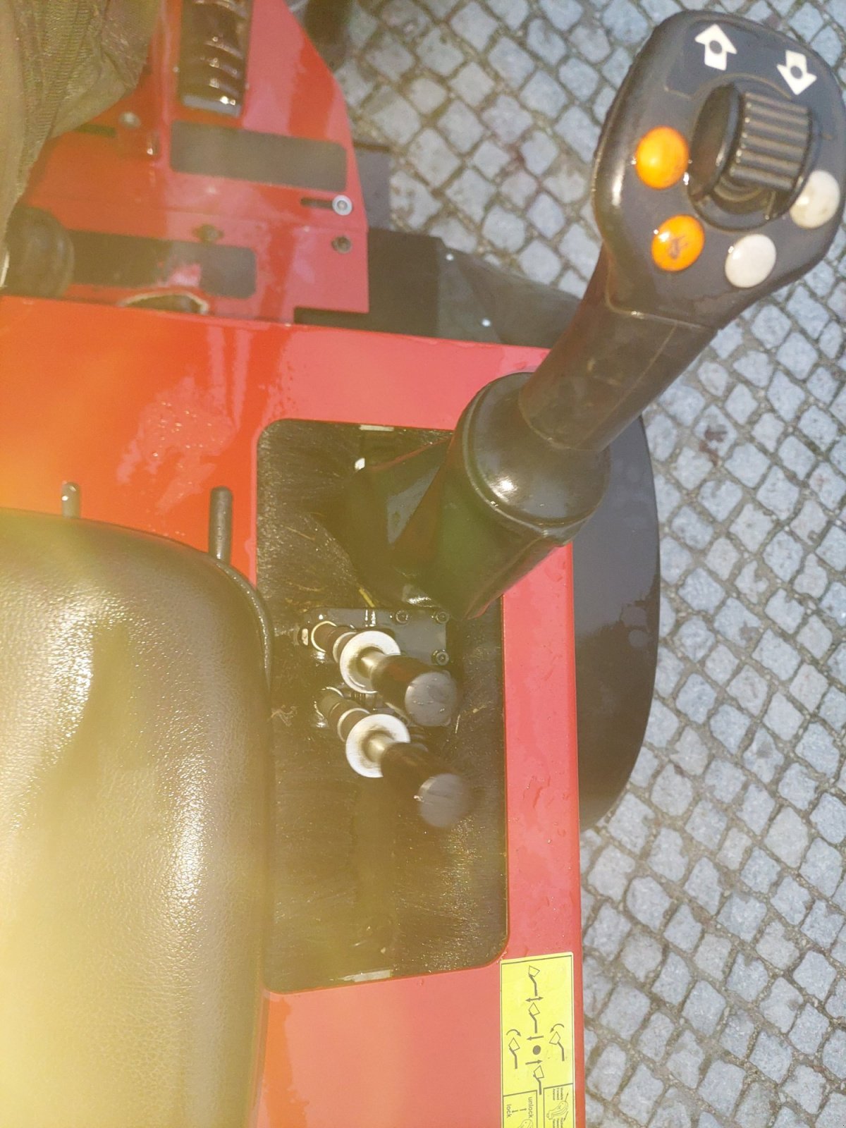 Hoflader del tipo Thaler 2438S DPF, Gebrauchtmaschine In Velburg (Immagine 12)