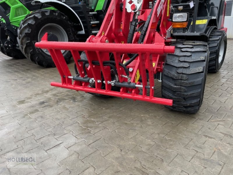 Hoflader des Typs Thaler 3448 S DPF, Neumaschine in Hohenburg (Bild 2)