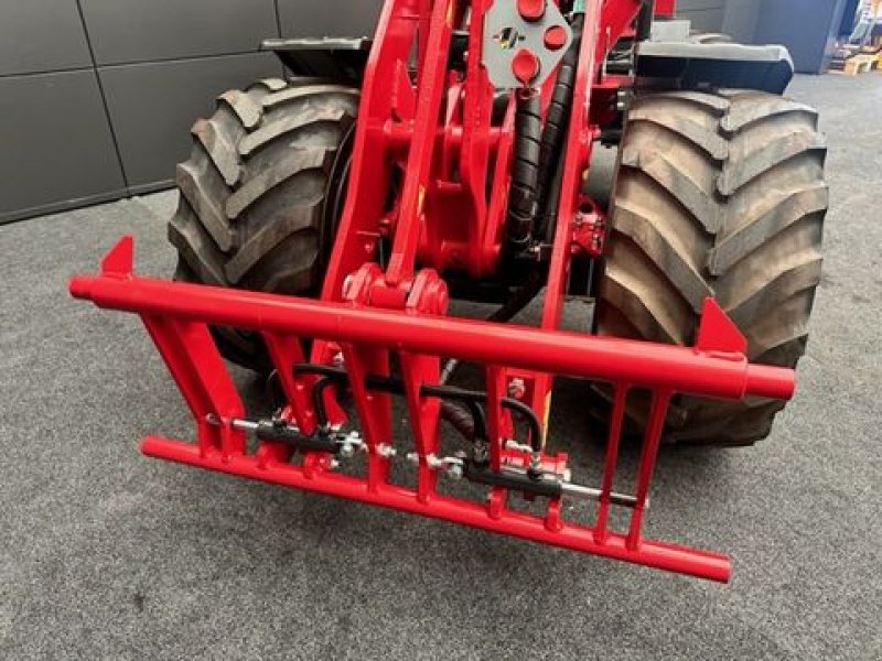 Hoflader типа Thaler Hoflader 2230S 25PS 1.500kg Hubkraft, Neumaschine в Tamsweg (Фотография 7)