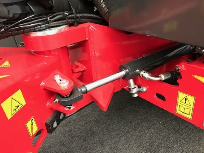 Hoflader del tipo Thaler Hoflader 3448S DPF Kabine 48PS 2.900kg Hubkraft, Neumaschine In Tamsweg (Immagine 5)