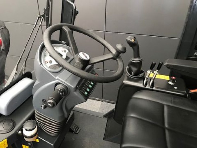 Hoflader del tipo Thaler Hoflader 3448S DPF Kabine 48PS 2.900kg Hubkraft, Neumaschine In Tamsweg (Immagine 15)