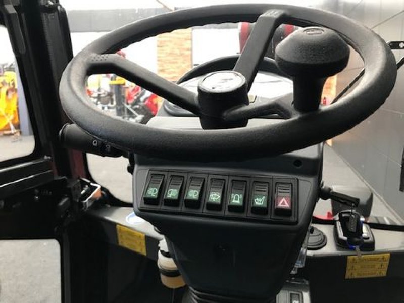 Hoflader del tipo Thaler Hoflader 3448S DPF Kabine 48PS 2.900kg Hubkraft, Neumaschine In Tamsweg (Immagine 12)