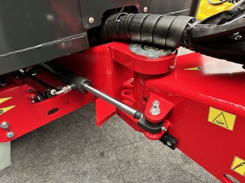 Hoflader del tipo Thaler Hoflader 3448T DPF mit Kabine, Teleskoparm 48PS, Neumaschine en Tamsweg (Imagen 9)