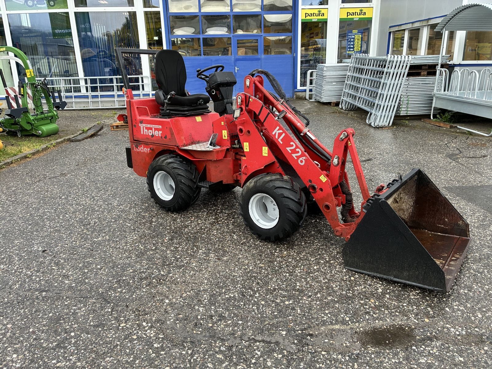 Hoflader от тип Thaler KL 226, Gebrauchtmaschine в Villach (Снимка 2)