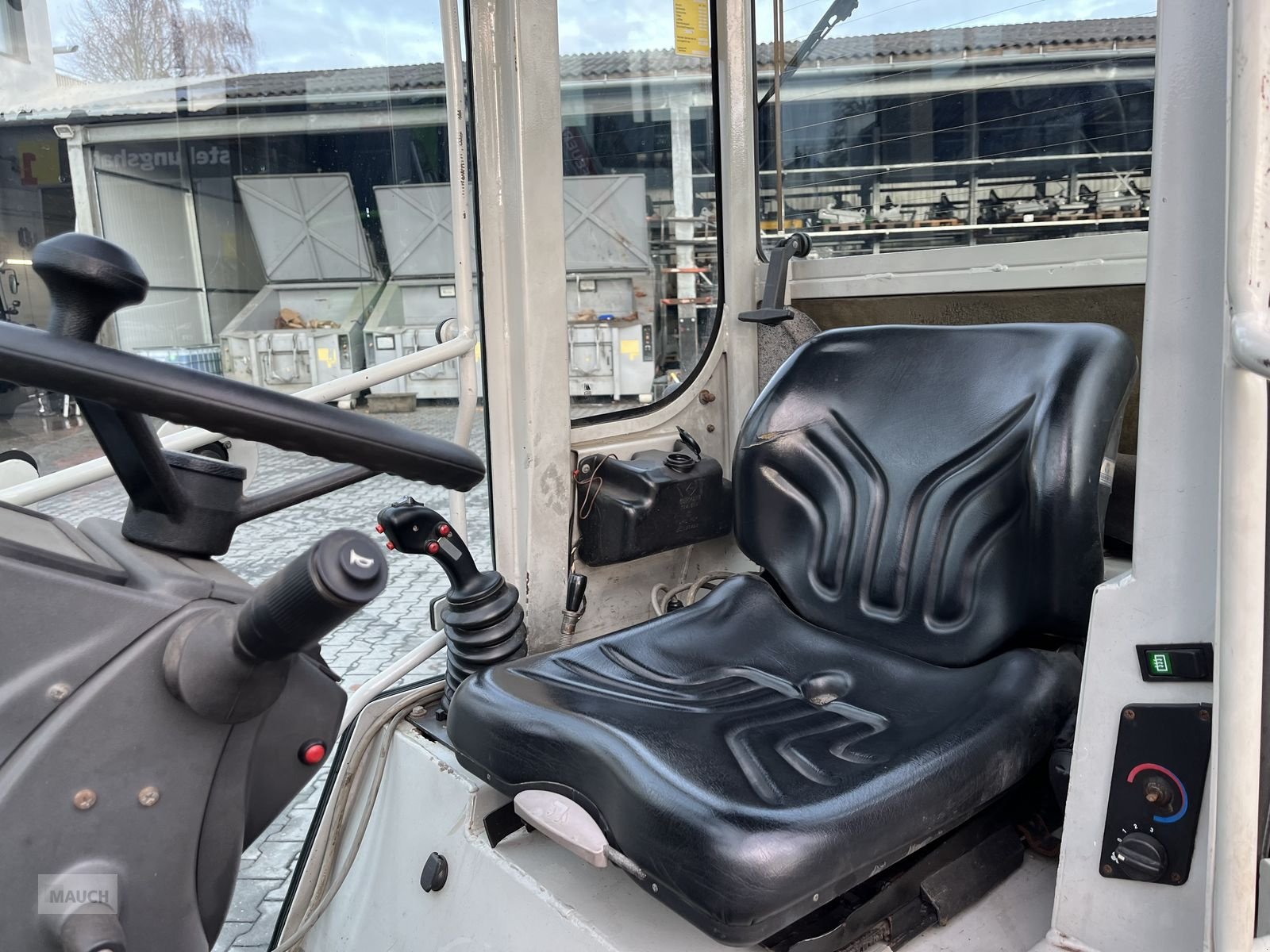 Hoflader of the type Thaler KL 351 TA Radteleskoplader, Gebrauchtmaschine in Burgkirchen (Picture 13)