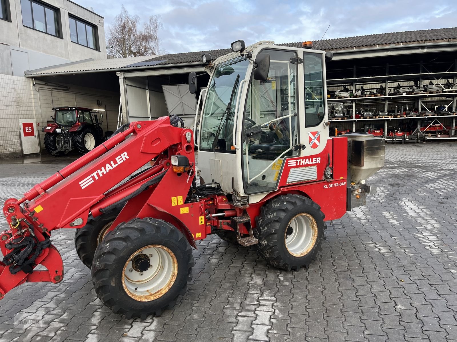 Hoflader of the type Thaler KL 351 TA Radteleskoplader, Gebrauchtmaschine in Burgkirchen (Picture 4)