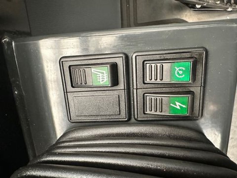 Hoflader of the type Thaler Teleskoplader 4275T 72PS 4.000kg Hubkraft, Neumaschine in Tamsweg (Picture 19)