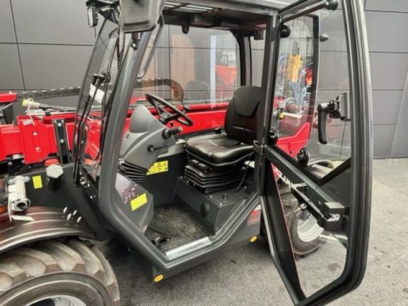 Hoflader del tipo Thaler Teleskoplader 48T18 48PS 2.500kg Hubkraft, Neumaschine en Tamsweg (Imagen 14)