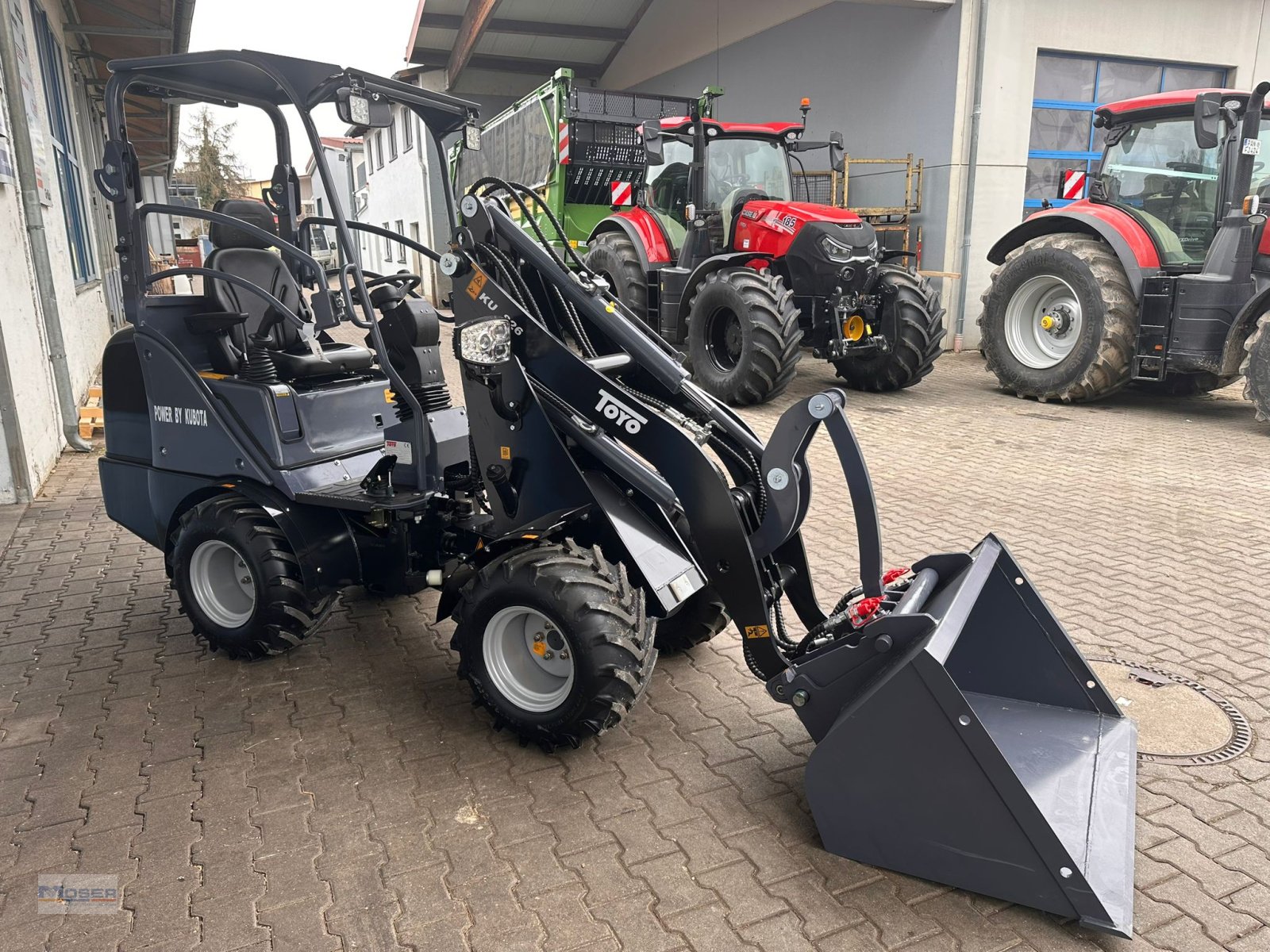 Hoflader des Typs Toyo 826 II Breitspur, Neumaschine in Massing (Bild 5)