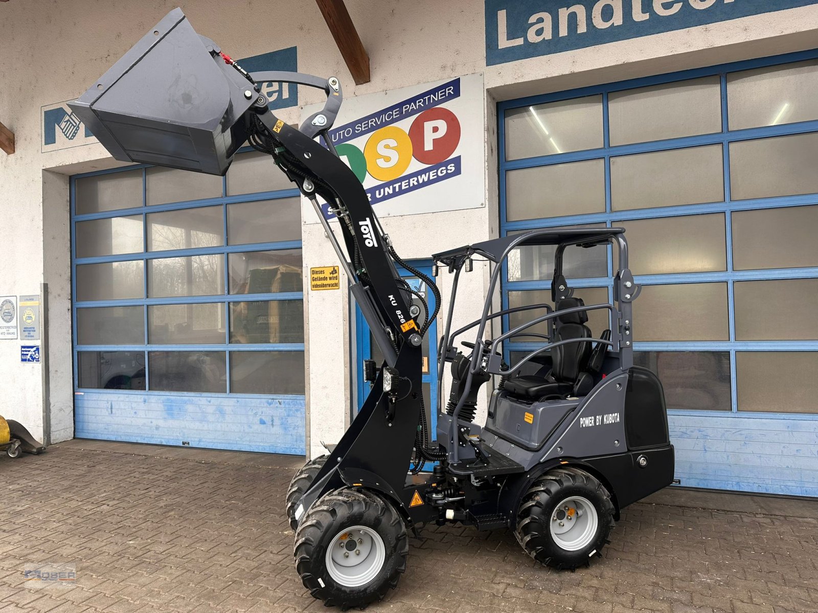 Hoflader des Typs Toyo 826 II Breitspur, Neumaschine in Massing (Bild 12)