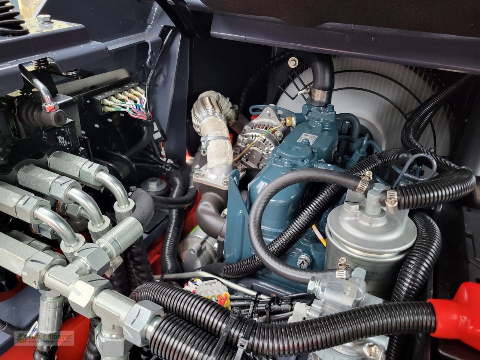 Hoflader des Typs Toyo 826-III Bügel Winter Aktion Schneeschild + StVZO + Werkzeugpaket NEU Allrad Kubota, Neumaschine in Feuchtwangen (Bild 13)