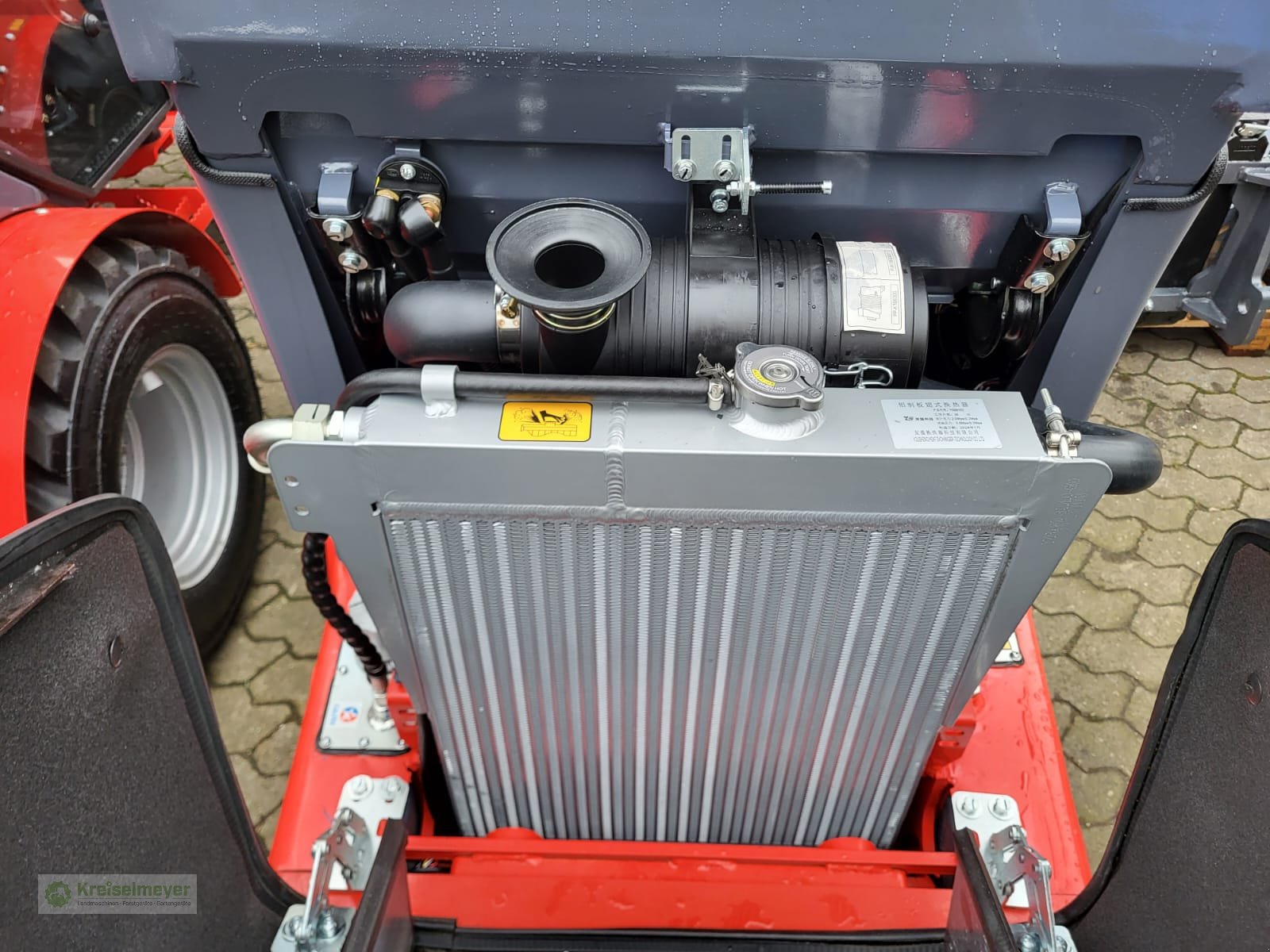 Hoflader des Typs Toyo 826-III Bügel Winter Aktion Schneeschild + StVZO + Werkzeugpaket NEU Allrad Kubota, Neumaschine in Feuchtwangen (Bild 15)