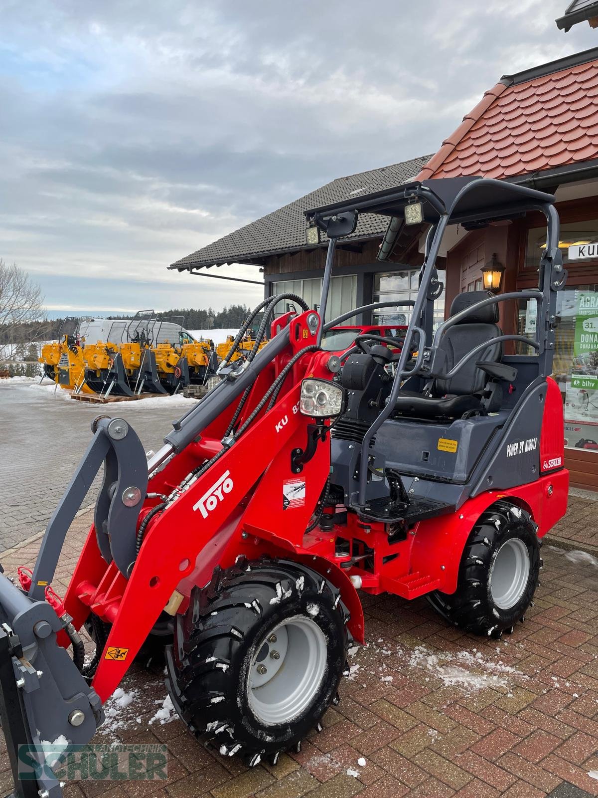 Hoflader tipa Toyo 826, Neumaschine u St. Märgen (Slika 1)