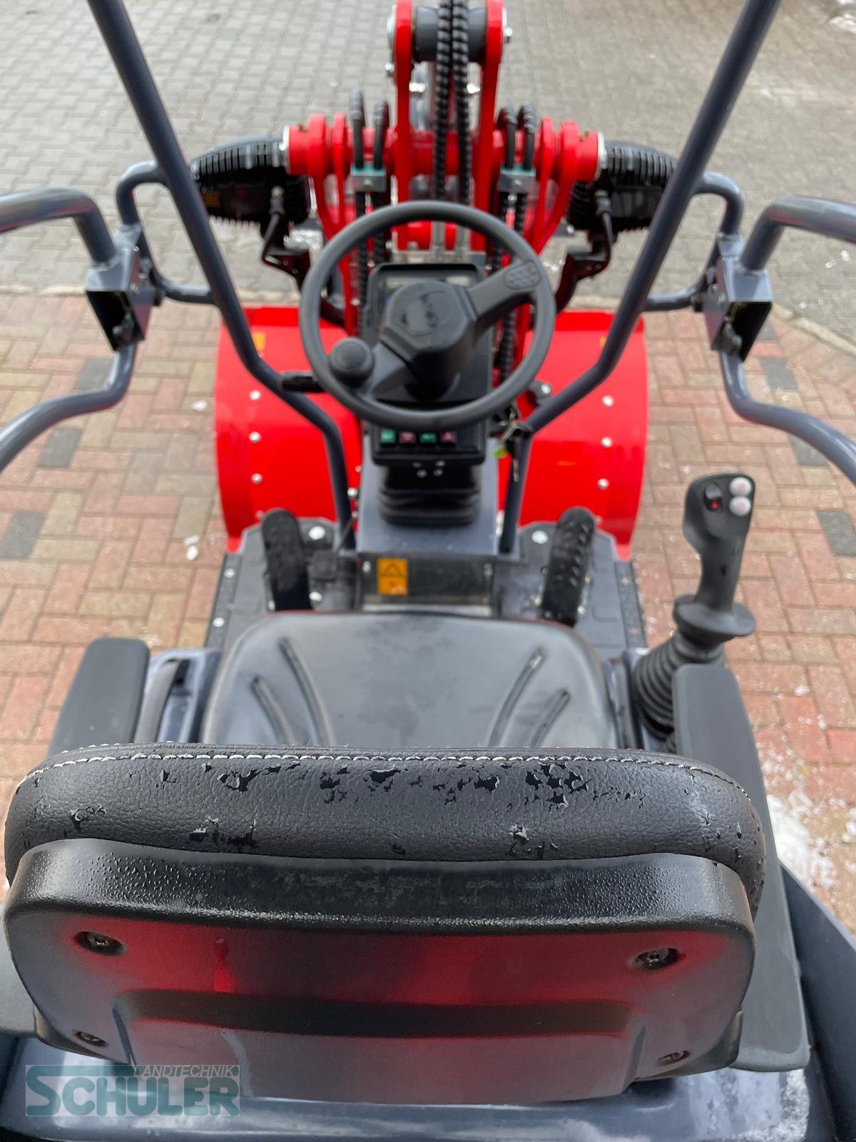 Hoflader tipa Toyo 826, Neumaschine u St. Märgen (Slika 9)