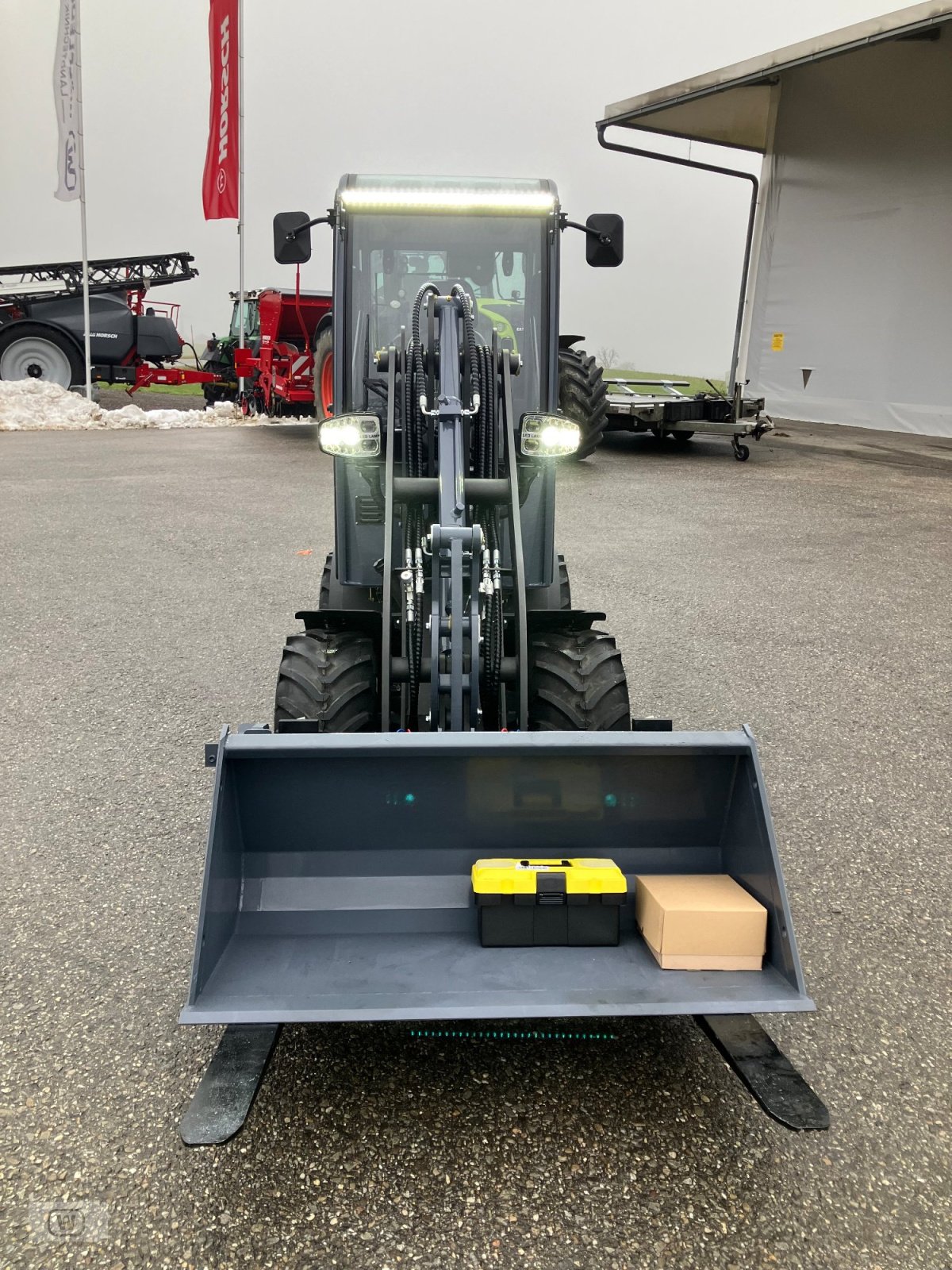 Hoflader of the type Toyo 826, Neumaschine in Zell an der Pram (Picture 9)