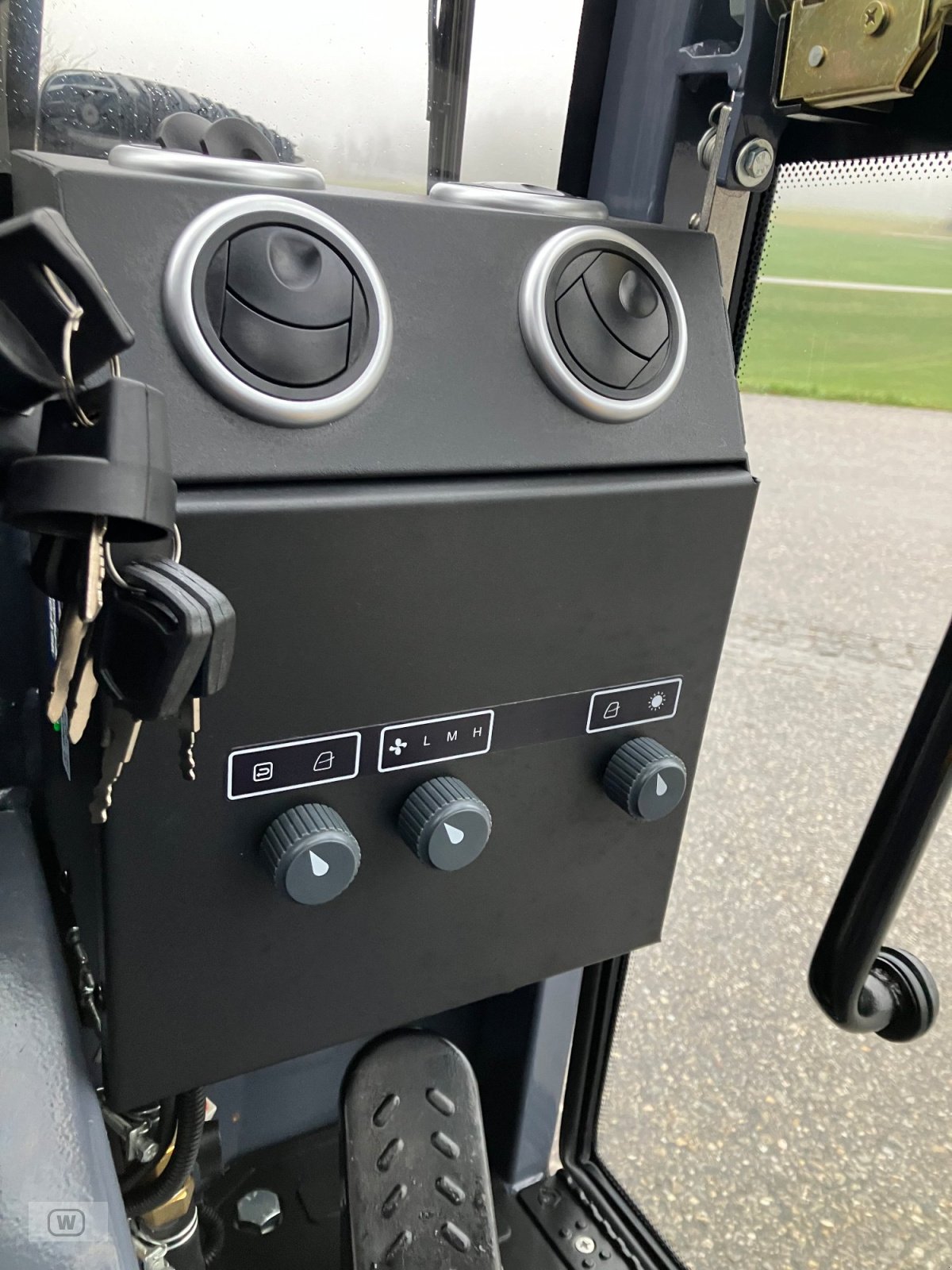 Hoflader of the type Toyo 826, Neumaschine in Zell an der Pram (Picture 23)