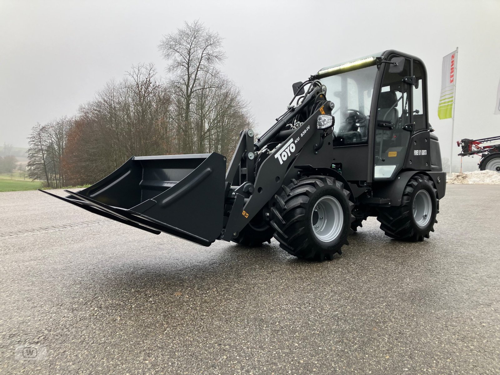 Hoflader Türe ait Toyo 836, Neumaschine içinde Zell an der Pram (resim 1)