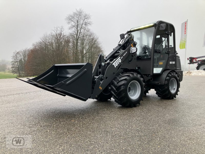 Hoflader des Typs Toyo 836, Neumaschine in Zell an der Pram (Bild 1)