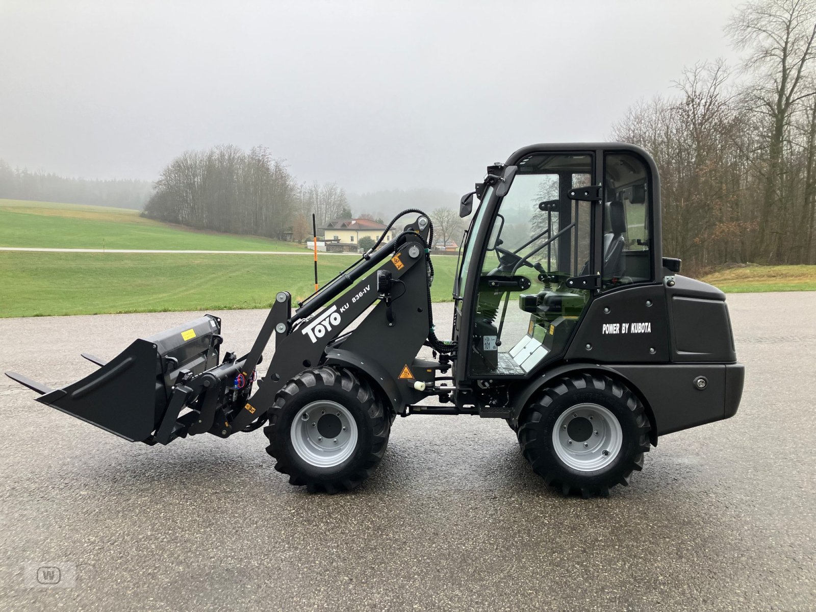 Hoflader Türe ait Toyo 836, Neumaschine içinde Zell an der Pram (resim 2)