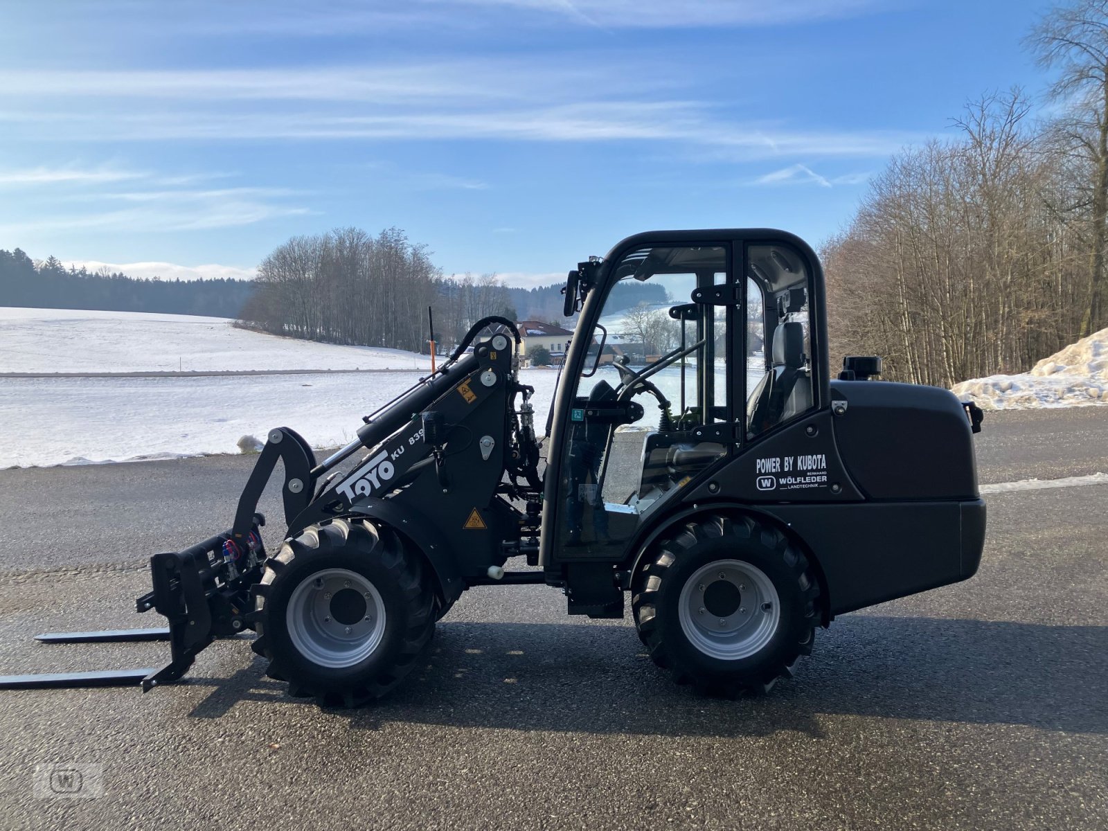 Hoflader des Typs Toyo 839 LP, Neumaschine in Zell an der Pram (Bild 2)