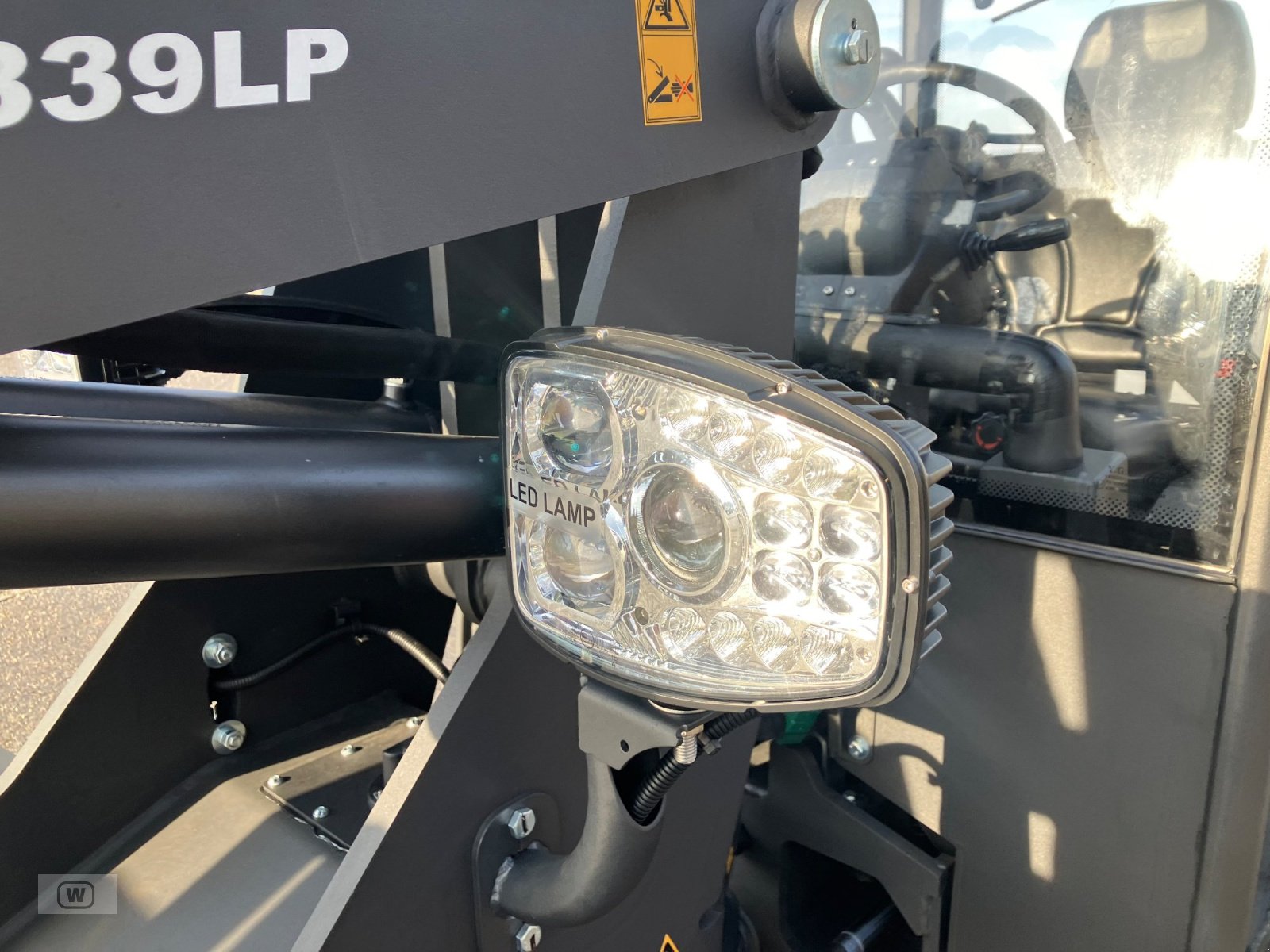 Hoflader des Typs Toyo 839 LP, Neumaschine in Zell an der Pram (Bild 13)