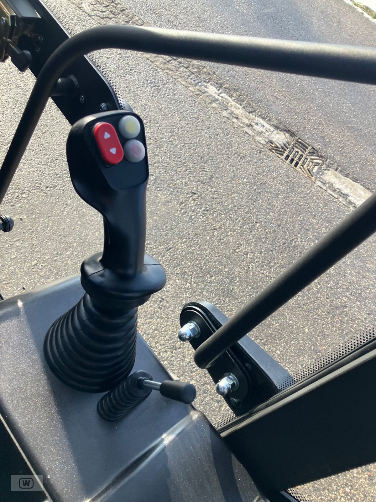 Hoflader des Typs Toyo 839 LP, Neumaschine in Zell an der Pram (Bild 23)