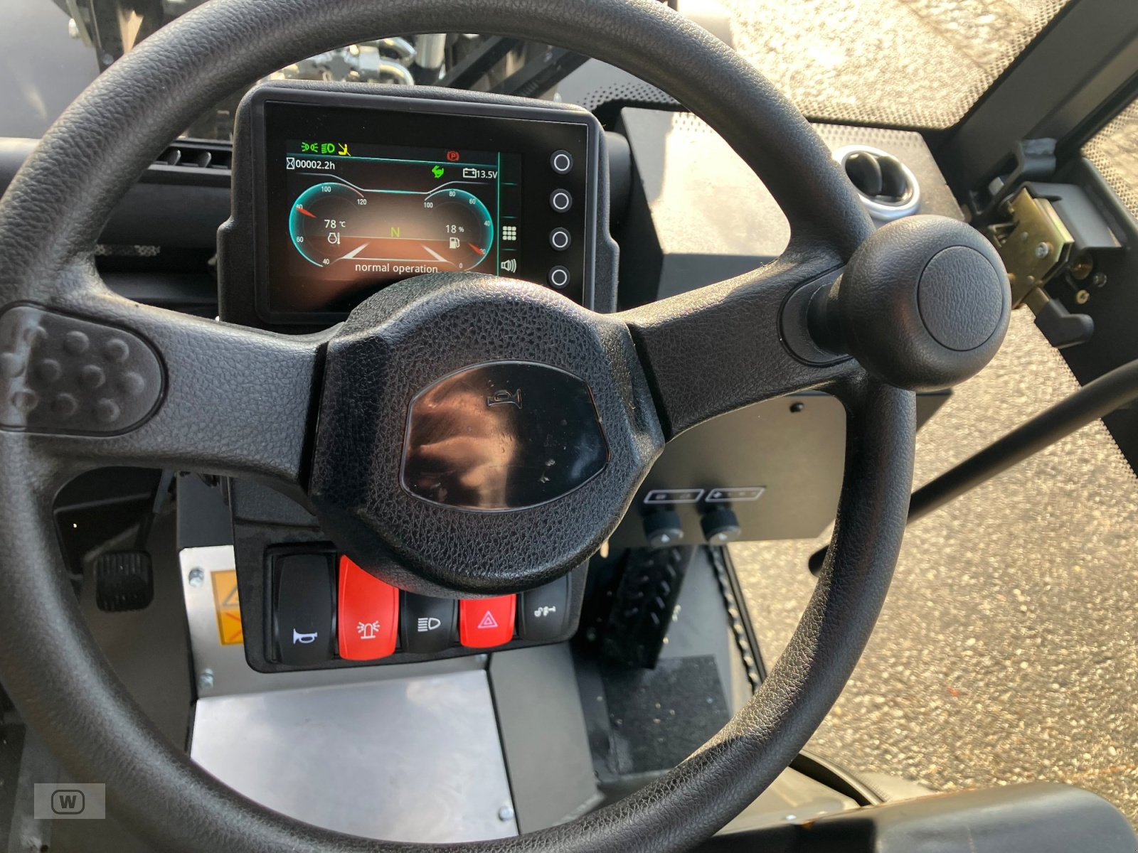 Hoflader des Typs Toyo 839 LP, Neumaschine in Zell an der Pram (Bild 24)