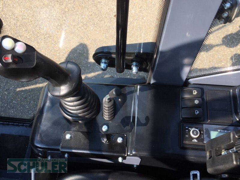 Hoflader of the type Toyo 839, Neumaschine in St. Märgen (Picture 4)