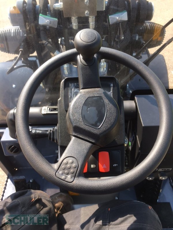 Hoflader of the type Toyo 839, Neumaschine in St. Märgen (Picture 5)