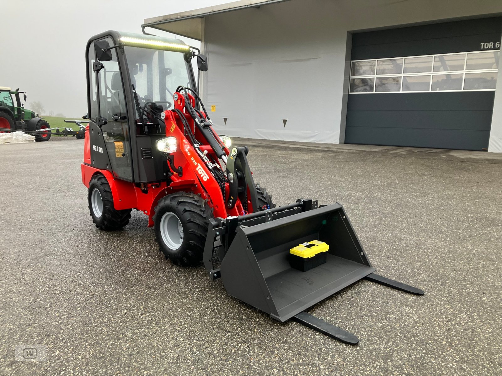 Hoflader Türe ait Toyo 926, Neumaschine içinde Zell an der Pram (resim 8)