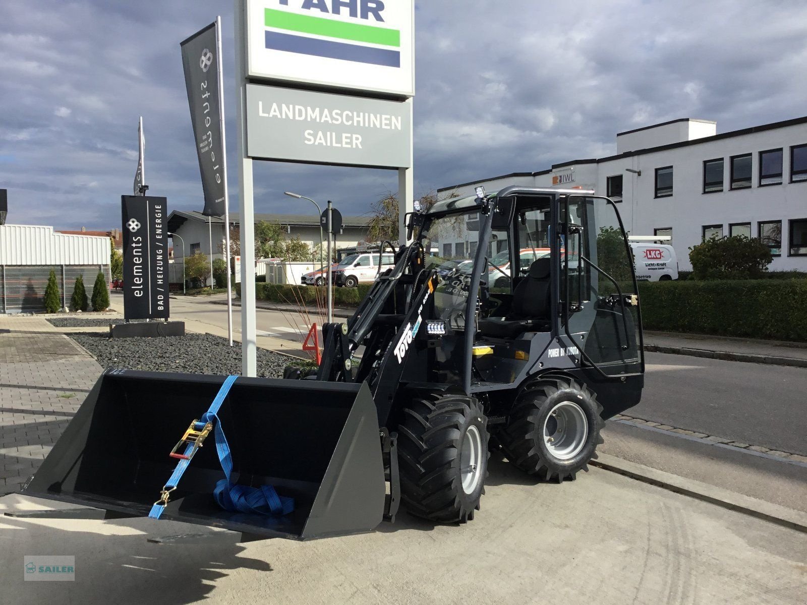 Hoflader des Typs Toyo KU 836 II Kubota Motor inkl. Schaufel & Gabel Black, Neumaschine in Landsberg (Bild 1)