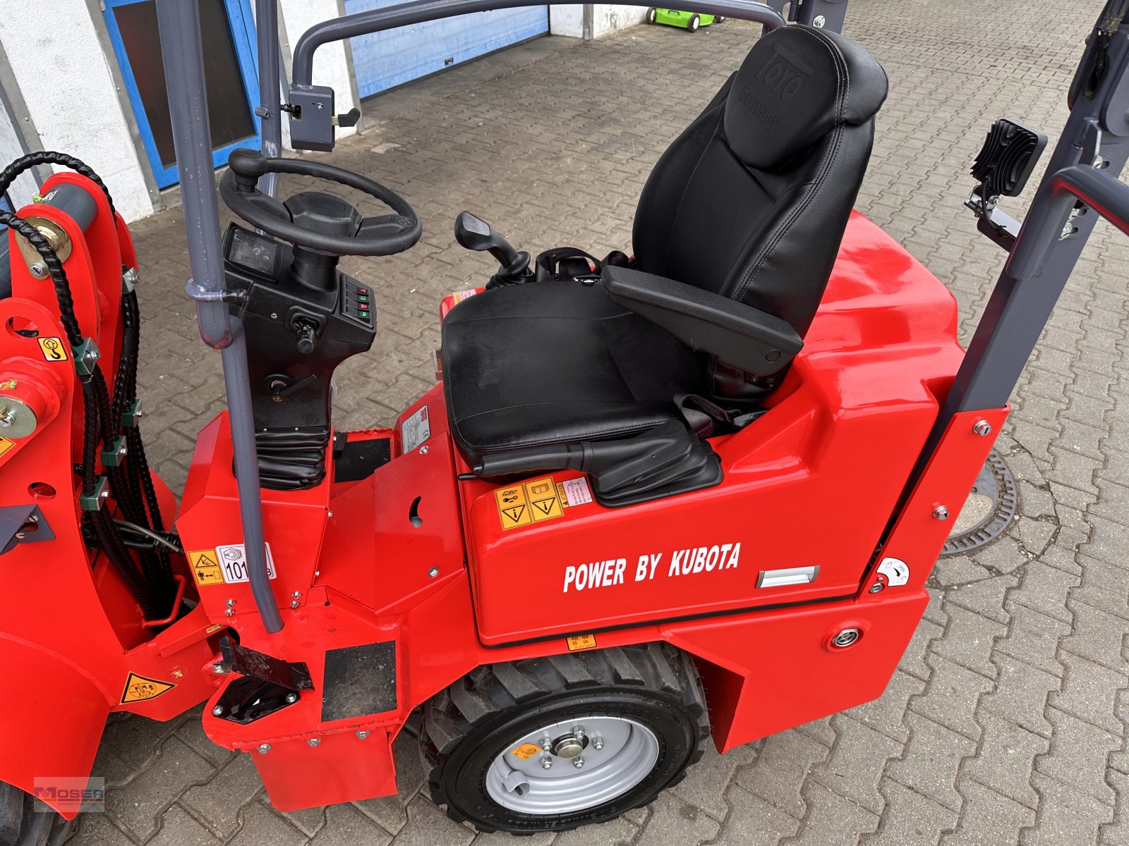 Hoflader des Typs Toyo Mini 522-II, Neumaschine in Massing (Bild 7)