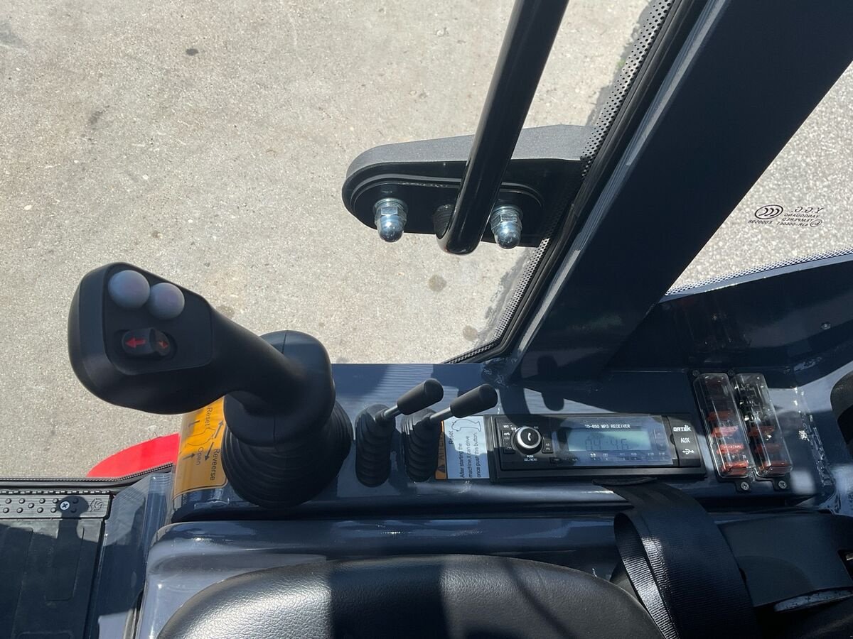 Hoflader a típus Trejon 1126 CAB, Neumaschine ekkor: Zwettl (Kép 10)