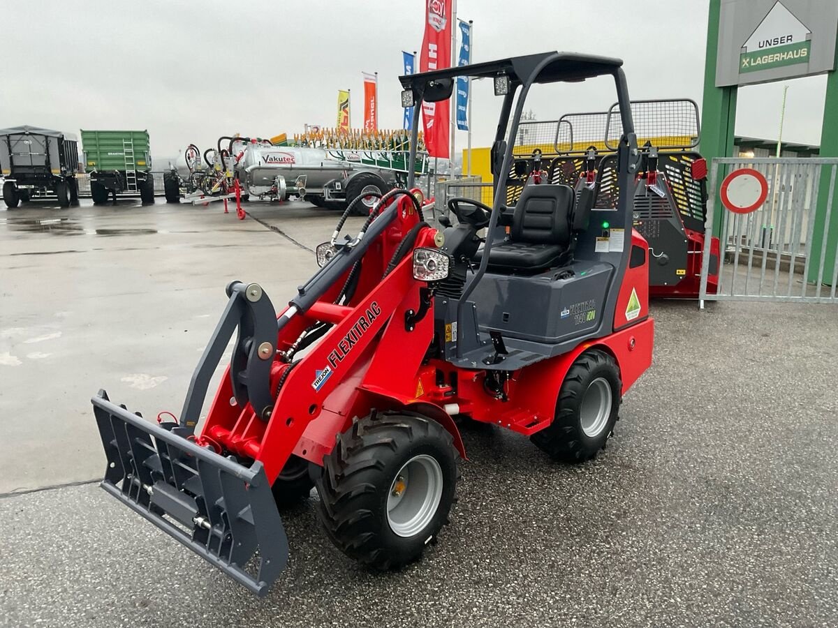 Hoflader of the type Trejon Flexitrac 1140 ION, Neumaschine in Zwettl (Picture 1)
