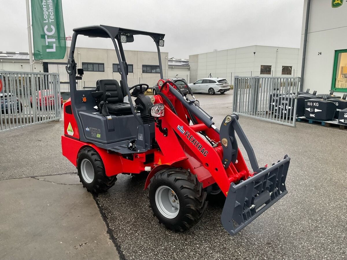 Hoflader of the type Trejon Flexitrac 1140 ION, Neumaschine in Zwettl (Picture 2)