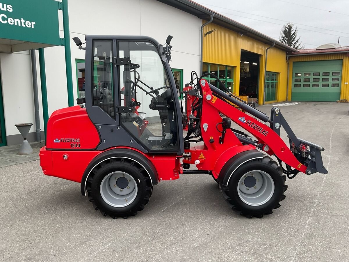 Hoflader a típus Trejon Flexitrac 1244, Neumaschine ekkor: Zwettl (Kép 7)