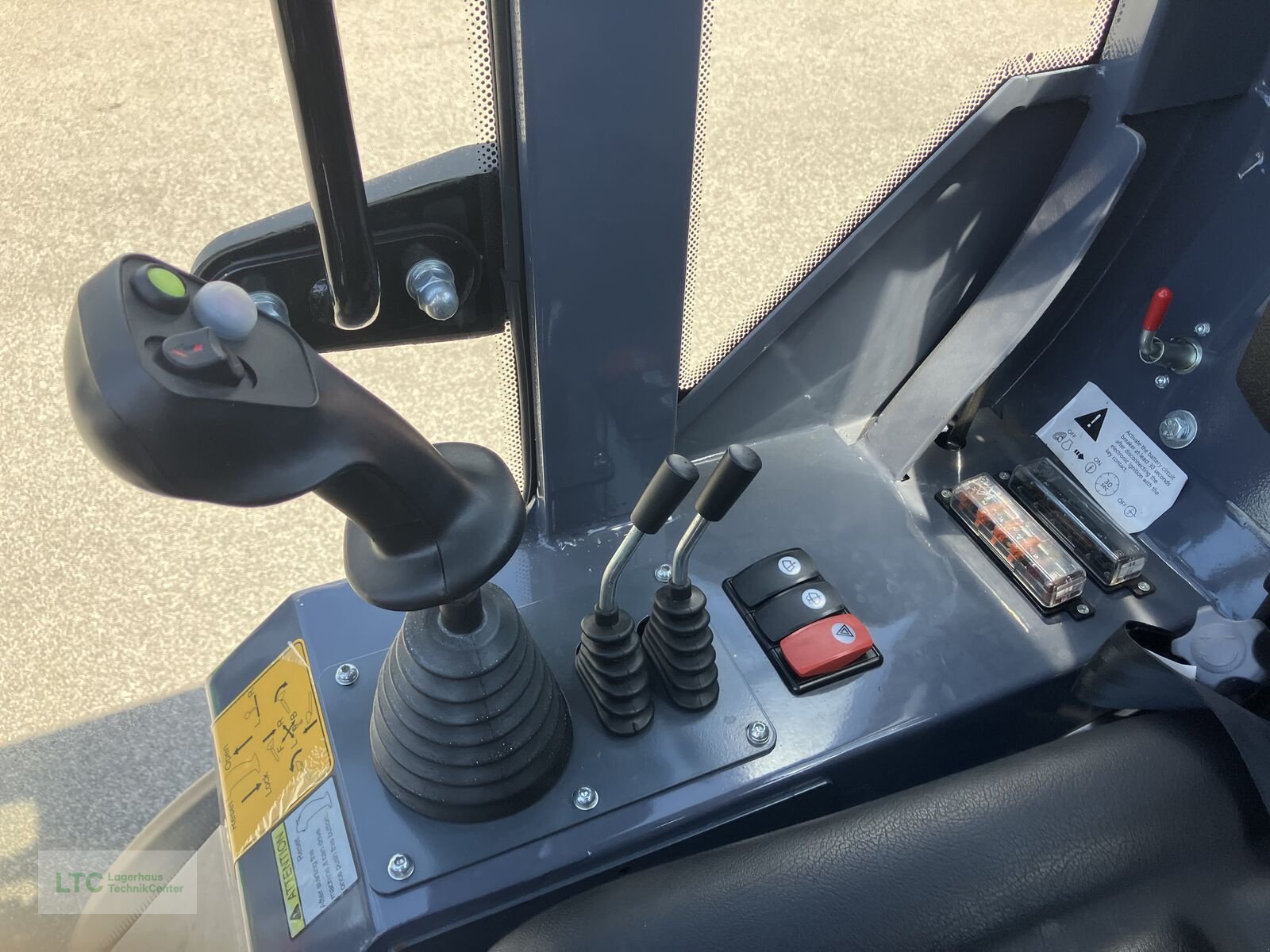 Hoflader typu Trejon Flexitrac 1244, Neumaschine v Redlham (Obrázek 15)