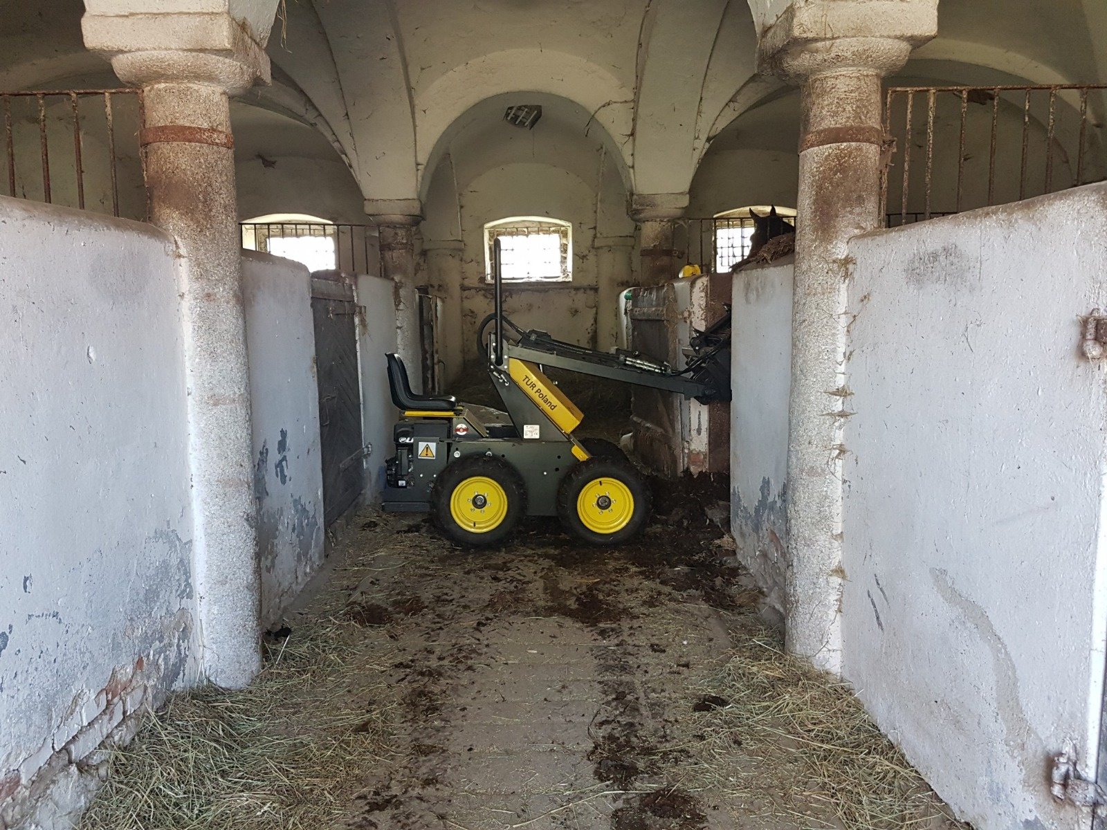 Hoflader des Typs Tur Poland N 520, Gebrauchtmaschine in Hainichen (Bild 3)