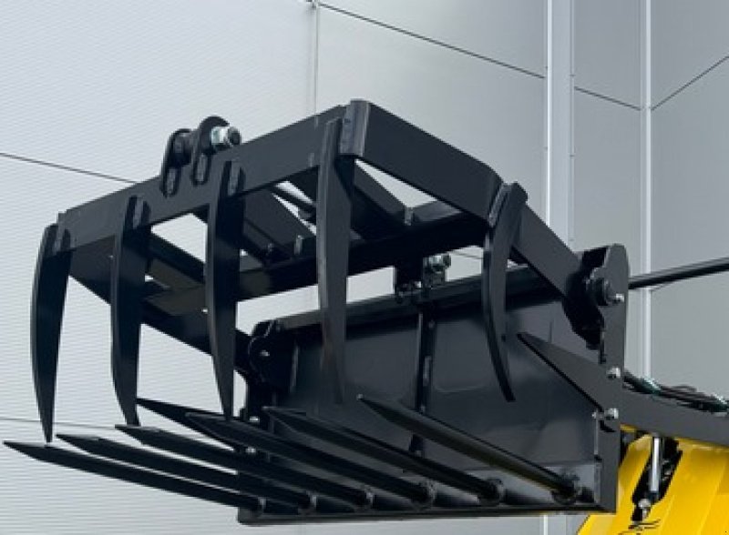 Hoflader des Typs Tur Poland N 520, Gebrauchtmaschine in Hainichen (Bild 5)