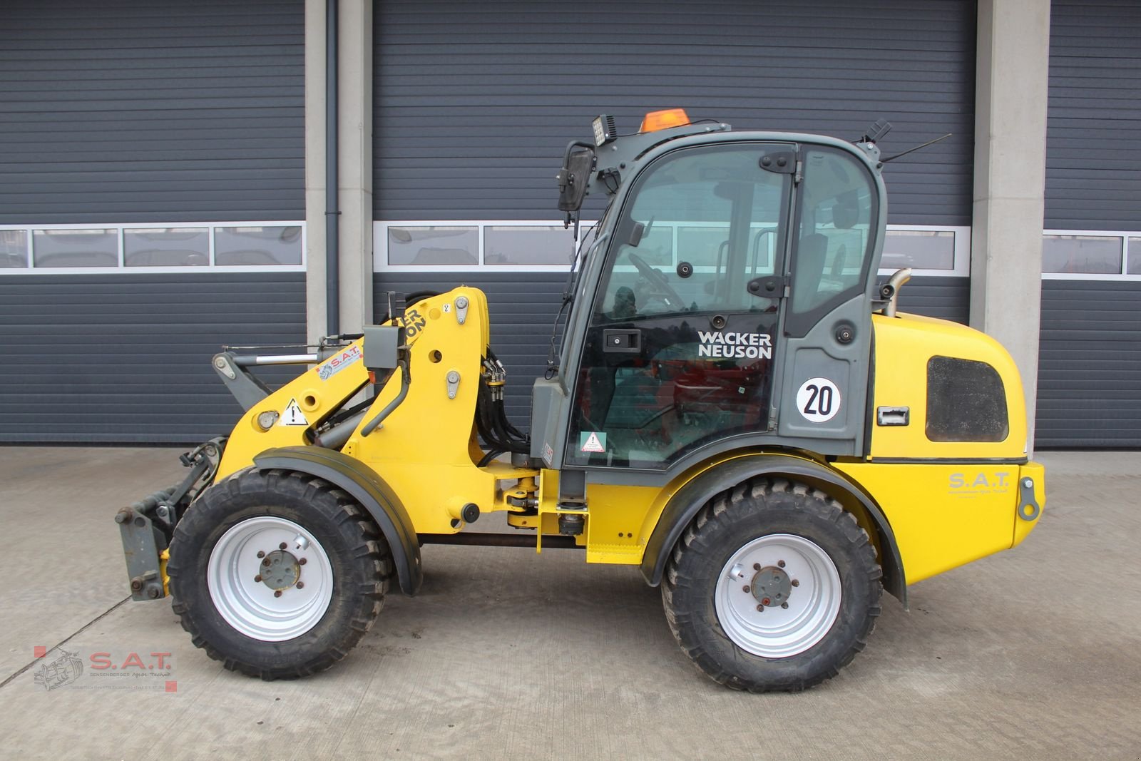 Hoflader of the type Wacker Neuson WL 37 - Weidemann 2070 - 2800 Betriebsstunden, Gebrauchtmaschine in Eberschwang (Picture 2)