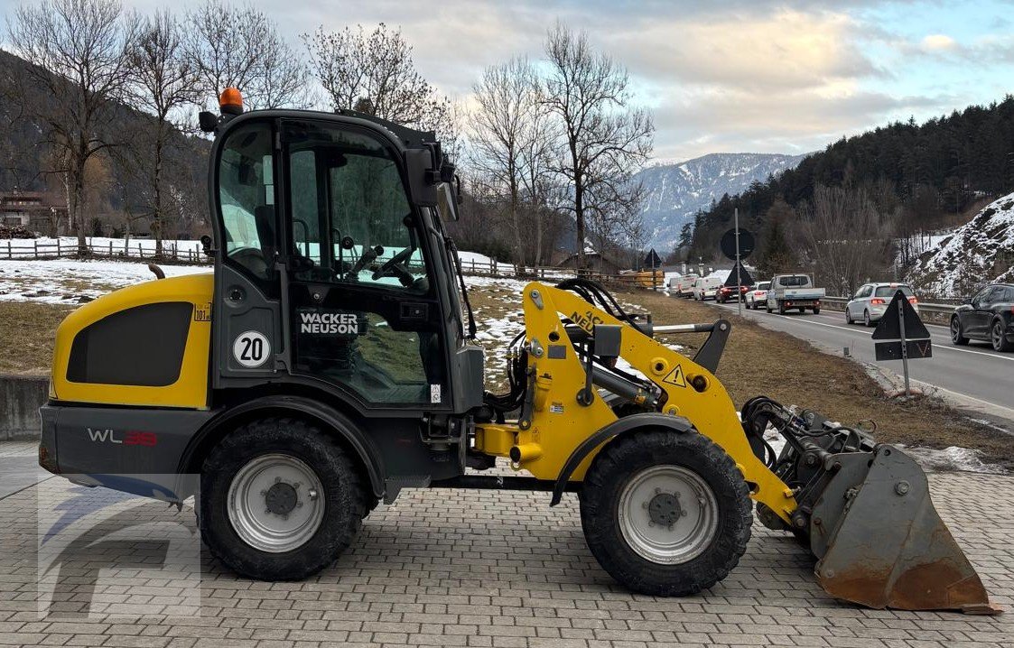 Hoflader van het type Wacker Neuson WL 38, Gebrauchtmaschine in Kiens / Südtirol (Foto 3)