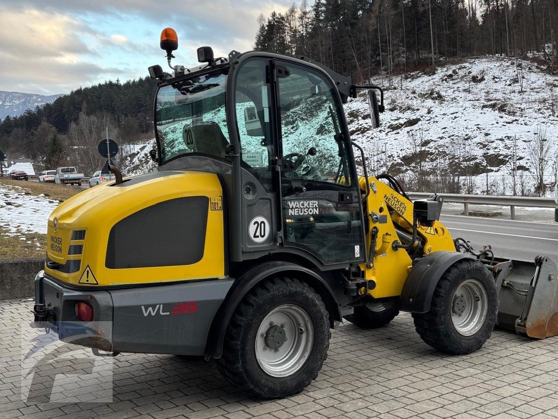 Hoflader van het type Wacker Neuson WL 38, Gebrauchtmaschine in Kiens / Südtirol (Foto 4)