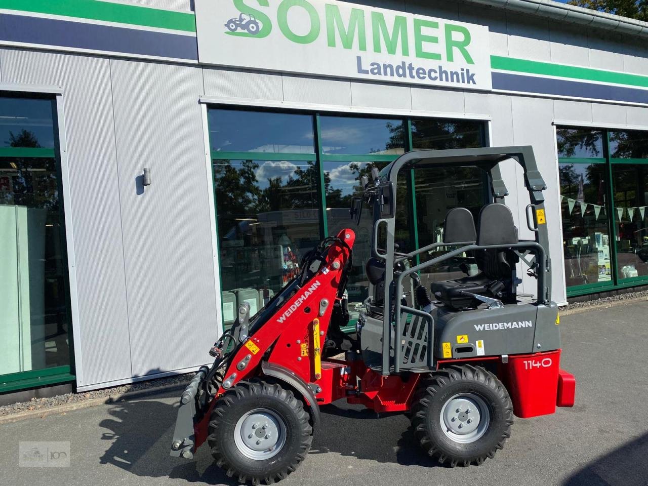 Hoflader des Typs Weidemann  1140, Neumaschine in Eslohe–Bremke (Bild 1)