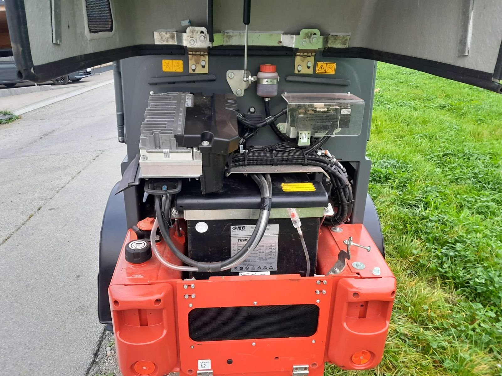 Hoflader of the type Weidemann  1160 e-Hoftrac, Gebrauchtmaschine in Hopfgarten (Picture 7)