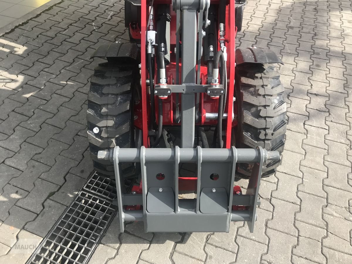 Hoflader des Typs Weidemann  1160 Hoftrac, Neumaschine in Burgkirchen (Bild 5)