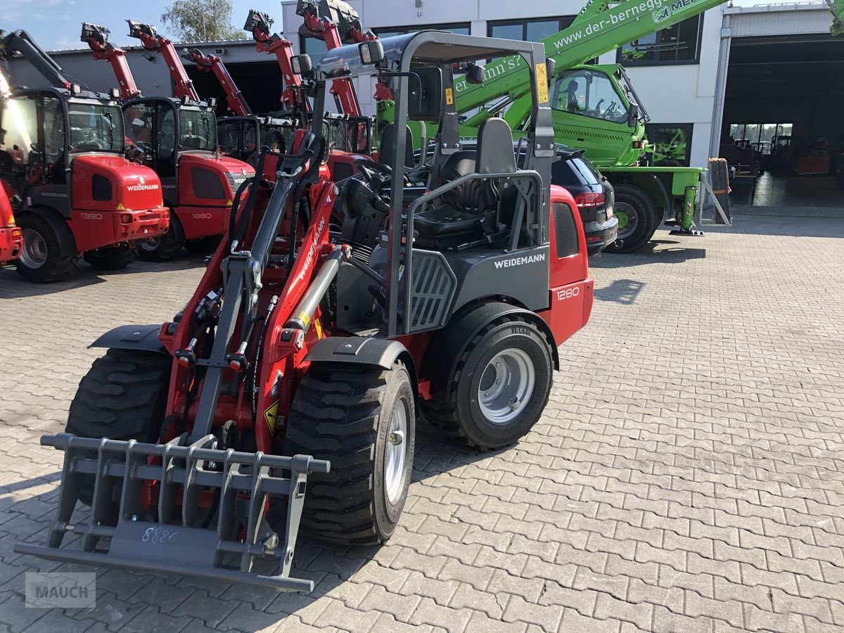 Hoflader des Typs Weidemann  1280 Hoftrac, Neumaschine in Burgkirchen (Bild 11)