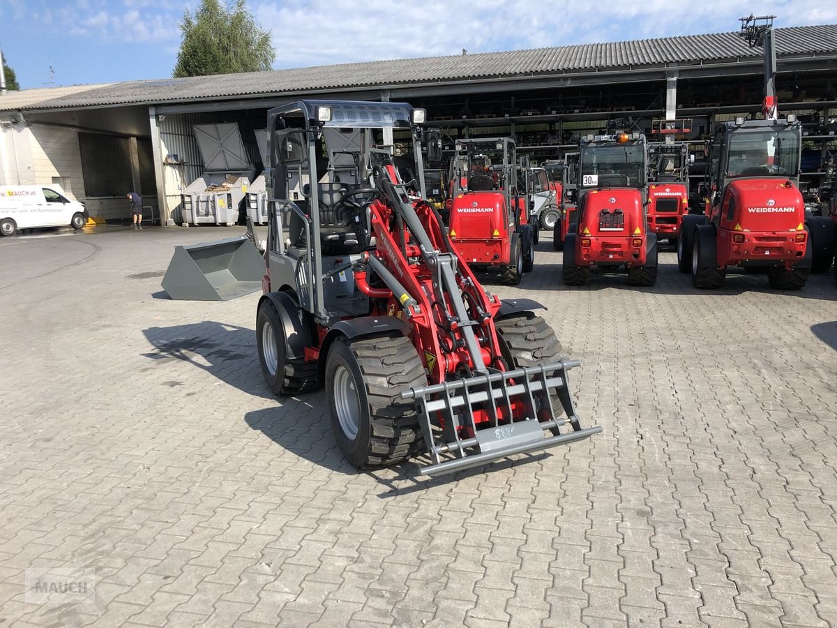 Hoflader des Typs Weidemann  1280 Hoftrac, Neumaschine in Burgkirchen (Bild 10)